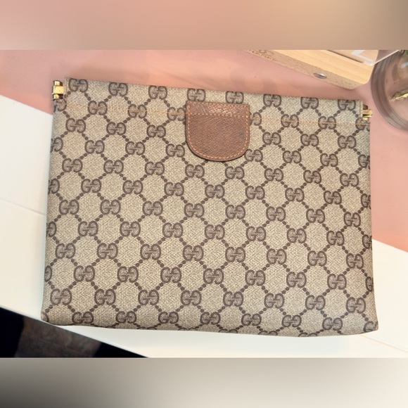 Rare Gucci Clutch - Picture 2 of 11